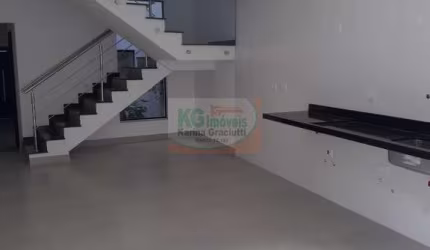 SOBRADO COM 3 DORMITÓRIOS SENDO 3 SUÍTES À VENDA POR R$ 1.554.000,00- VILA GUIOMAR - SANTO ANDRÉ/SP