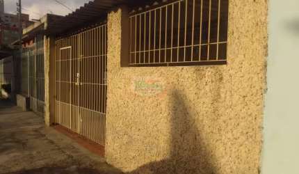 CASA TERREA COM 4 CASAS R$ 720.000,00 - A VENDA - PRÓX. PARQUE IPIRANGUINHA - VILA LEOPOLDINA - SANTO ANDRÉ/SP.