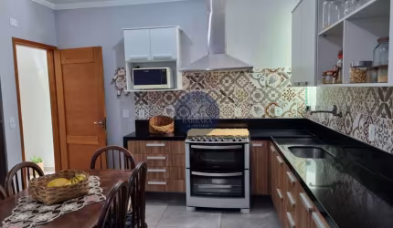 Casa com 3 dorms, Rio Várzea, Itaboraí - R$ 420 mil, Cod: 6004
