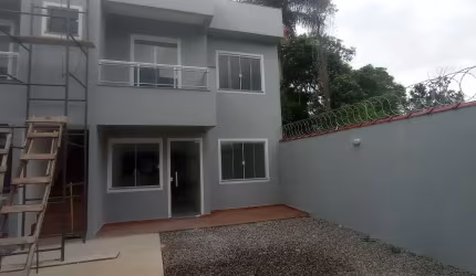 Vendo casa em condomínio fechado, 02 dormitórios, Carmari, Nova Iguaçu/RJ