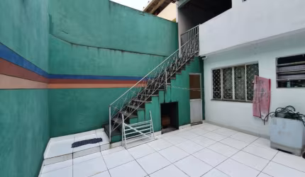 Vendo linda casa linear 03 quartos, bairro Esplanada, Nova Iguaçu/RJ.