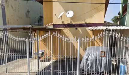 Vendo casa duplex, em condomínio fechado, 02 quartos, bairro Jardim Iguaçu, Nova Iguaçu RJ
