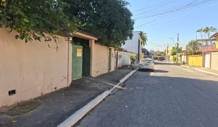 Vendo Casa com terreno, bairro Posse, Nova Iguaçu, RJ.