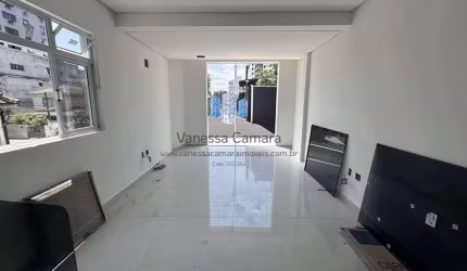 Casa para Venda em Santos, Embaré, 3 dormitórios, 2 suítes, 3 banheiros, 2 vagas
