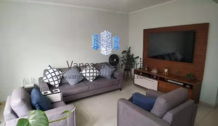 Casa para Venda em Santos, Aparecida, 3 dormitórios, 1 suíte, 2 banheiros, 4 vagas