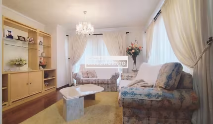 Apartamento para venda com 4 quartos 180m²