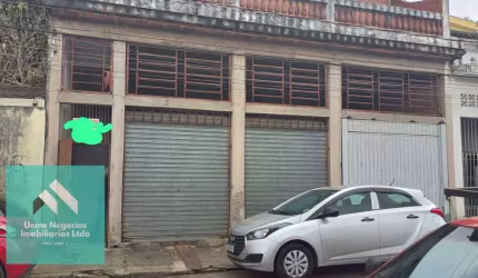 Vende-se Sobrado, 3 Dormitórios, 1 Suíte, com edícula, 236m² por R$ 450.000,00 - Brás Cubas, Mogi das Cruzes