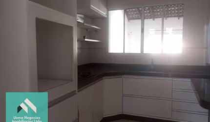 Vende-se Casa Térrea, 3 Dormitórios, 2 Banheiros, 2 Vagas Cobertas – 250m² por R$ 400.000,00 – Jardim Aeroporto III, Mogi das Cruzes