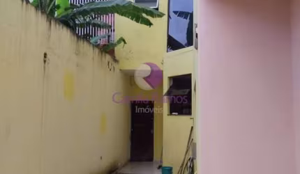Sobrado com 3 dormitórios à venda, 175 m² por R$ 700.000,00 - Jardim Quaresmeira - Suzano/SP