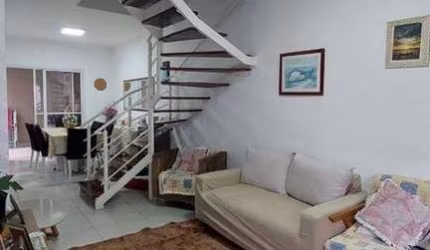 Sobrado com 4 dormitórios à venda, 122 m² por R$ 950.000,00 - Chácara Faggion - Suzano/SP