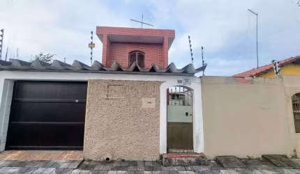 Sobrado com 2 dormitórios à venda, 157 m² por R$ 600.000,00 - Sítio São José - Suzano/SP