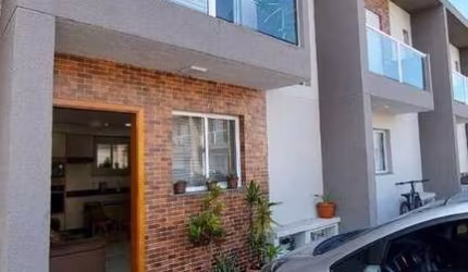 Sobrado com 2 quartos para Venda, Parque Santa Rosa - Suzano