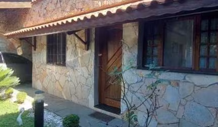 Casa com 3 dormitórios à venda, 155 m² por R$ 750.000,00 - Vila Amorim - Suzano/SP
