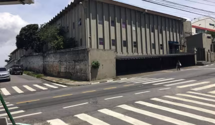 Galpão, 2550 m² - venda por R$ 10.000.000,00 ou aluguel por R$ 40.000,00/mês - Vila Virgínia - Itaquaquecetuba/SP