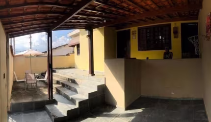 Casa com 3 dormitórios à venda, 159 m² por R$ 480.000 - Conjunto Habitacional Brás Cubas - Mogi das Cruzes/SP