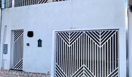 Sobrado com 3 dormitórios à venda, 197 m² por R$ 650.000,00 - Vila Paulicea - Mogi das Cruzes/SP