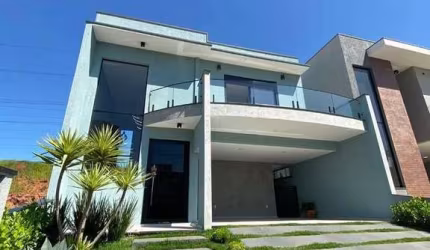 Sobrado com 4 dormitórios à venda, 240 m² por R$ 1.780.000,00 - Vila Oliveira - Mogi das Cruzes/SP