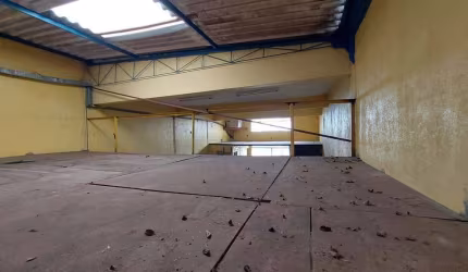 Galpão para alugar, 223 m² por R$ 6.000,00/mês - Vila Ruth - Poá/SP
