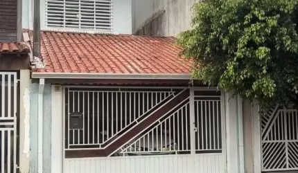 Sobrado com 3 dormitórios à venda, 189 m² por R$ 790.000,00 - Vila Figueira - Suzano/SP