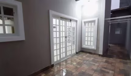Sobrado com 4 dormitórios à venda por R$ 800.000,00 - Jardim Medina - Poá/SP