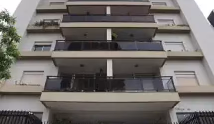 excelente apartamento à venda no Condomínio Edifício Arcádia, no Centro de Ribeirão Preto/SP.