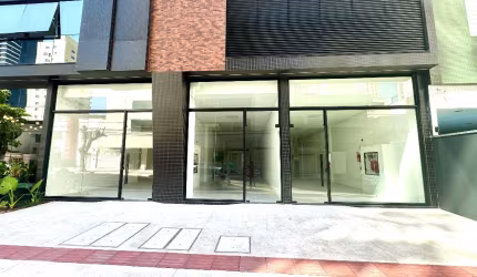 Salas Comerciais no Centro de Balneário Camboriú