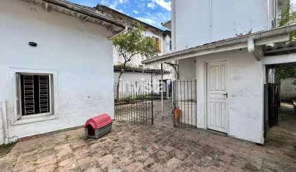 Casa à venda no bairro Encruzilhada