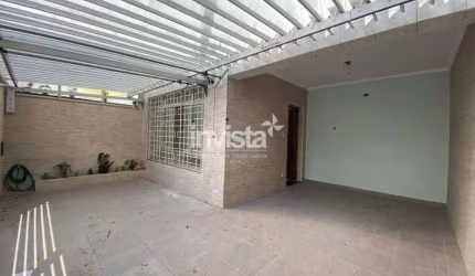 CASA REFORMADA 3 DORMITÓRIOS