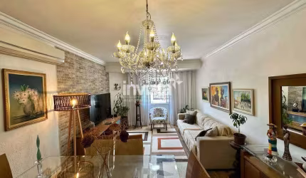 Excelente Casa Sobreposta com Piscina