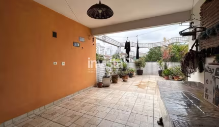 Casa à venda no bairro Aparecida