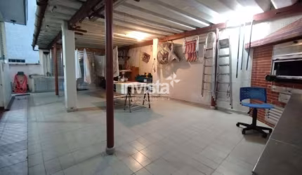 Casa à venda no bairro Ponta da Praia