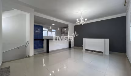 Casa Duplex em Villagio no bairro do Gonzaga em Santos.