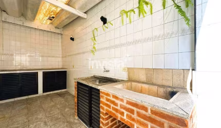 Casa à venda no bairro Embaré