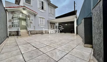 Casa à venda no bairro Vila Mathias