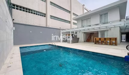 Casa à venda no bairro Ponta da Praia