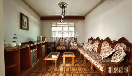 Casa à venda no bairro Vila Mathias
