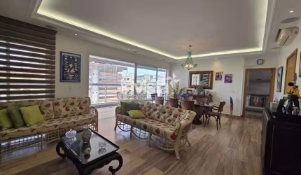 Apartamento à venda no bairro Embaré