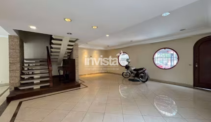 Casa à venda no bairro Ponta da Praia