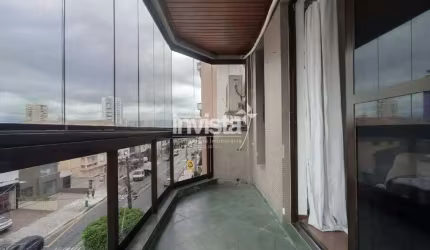 Apartamento para Alugar com 3 Dormitórios e Varanda no Bairro do Embaré