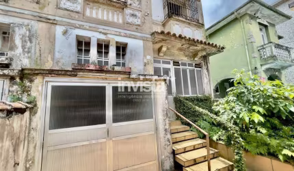 Casa à venda no bairro Encruzilhada