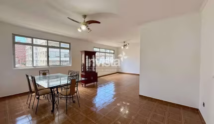 Apartamento à venda no bairro Embaré