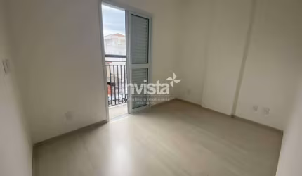 Apartamento de dois dormitórios com sacada no Estuário