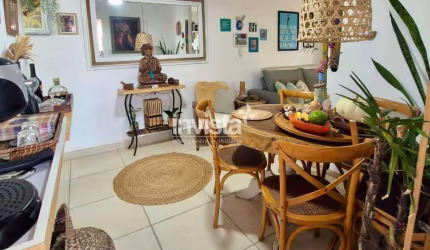 Apartamento à venda no bairro Embaré