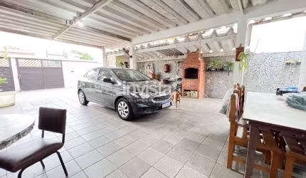 Casa à venda no bairro Estuário