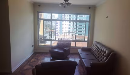 Apartamento de 2 quartos no Embaré