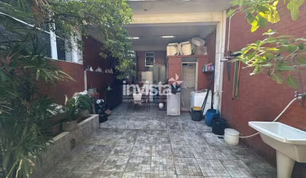 Casa à venda no bairro Vila Mathias