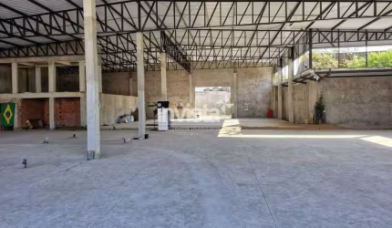 Galpão com 1700 m² para Alugar na Vila Mathias em Santos