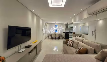 Apartamento Reformado na orla da Praia do Embaré – Santos/SP