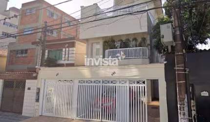 Excelente Casa Sobreposta Alta Duplex para Alugar no bairro da Aparecida em Santos