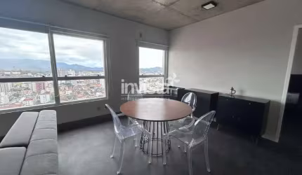Apartamento para aluguel no bairro Embaré